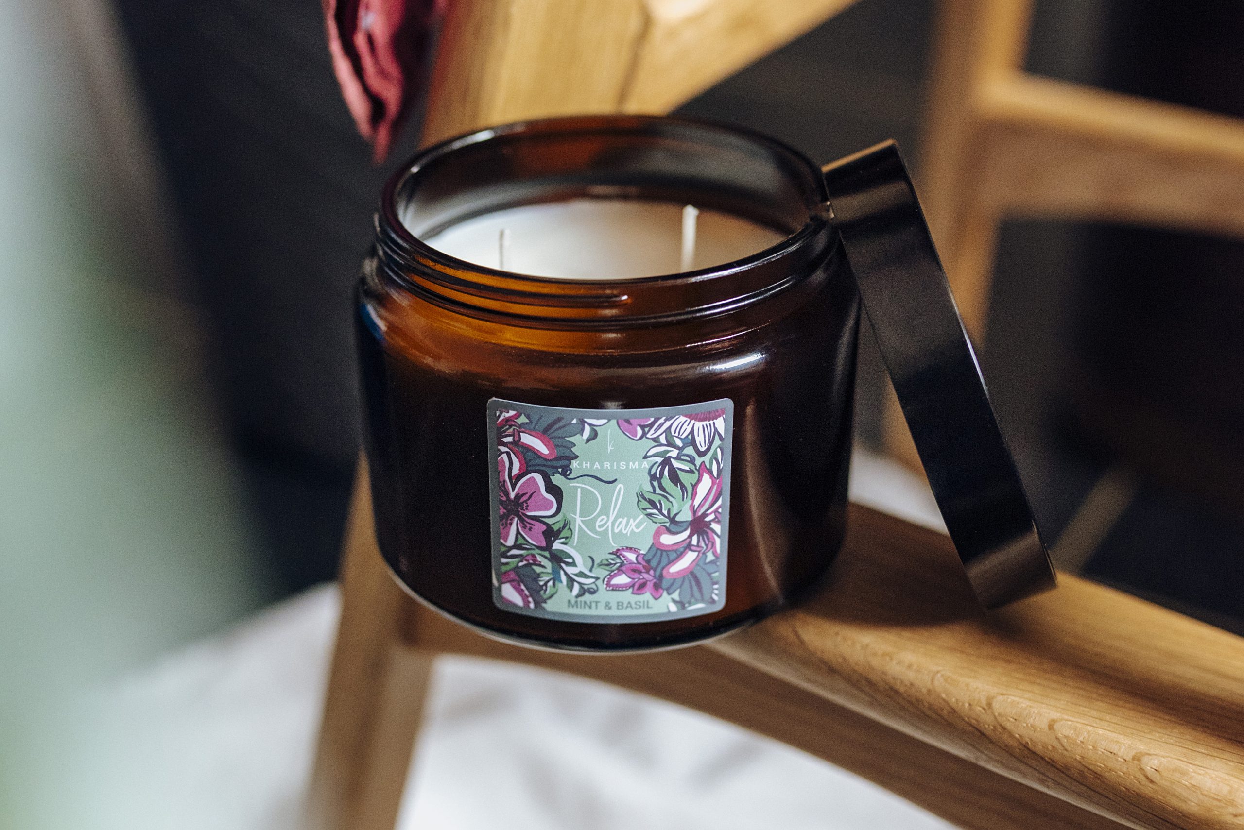 En este momento estás viendo Ritual de Luna Menguante con la Colección de Aroma Relax de Kharisma Botanical